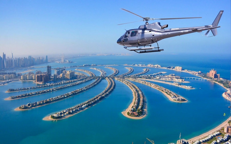 Private Helicopter Tours in Dubai : Experience the City from the Sky in Ultimate Luxury