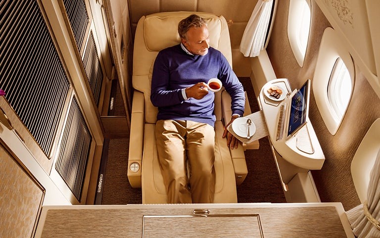 Emirates Airline First Class Review : The Gold Standard of Luxury Air Travel